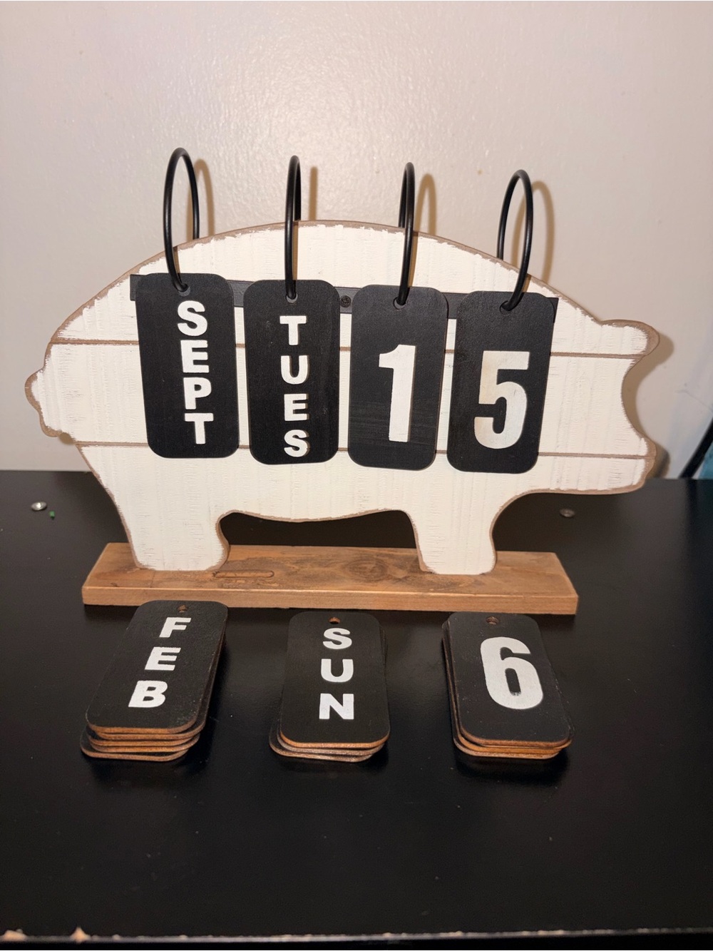 Farmhouse Pig Perpetual Calendar - White and Black
